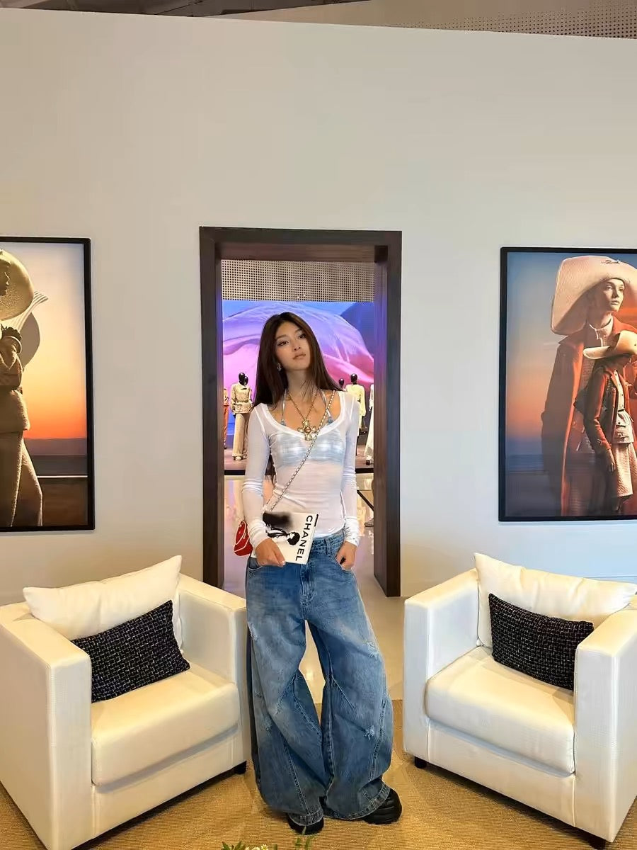 Wild Leg Oversized Jeans