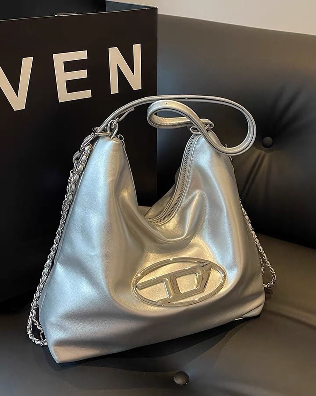 DIESEL SHOULDER BAG || POUCH TYPE X18292